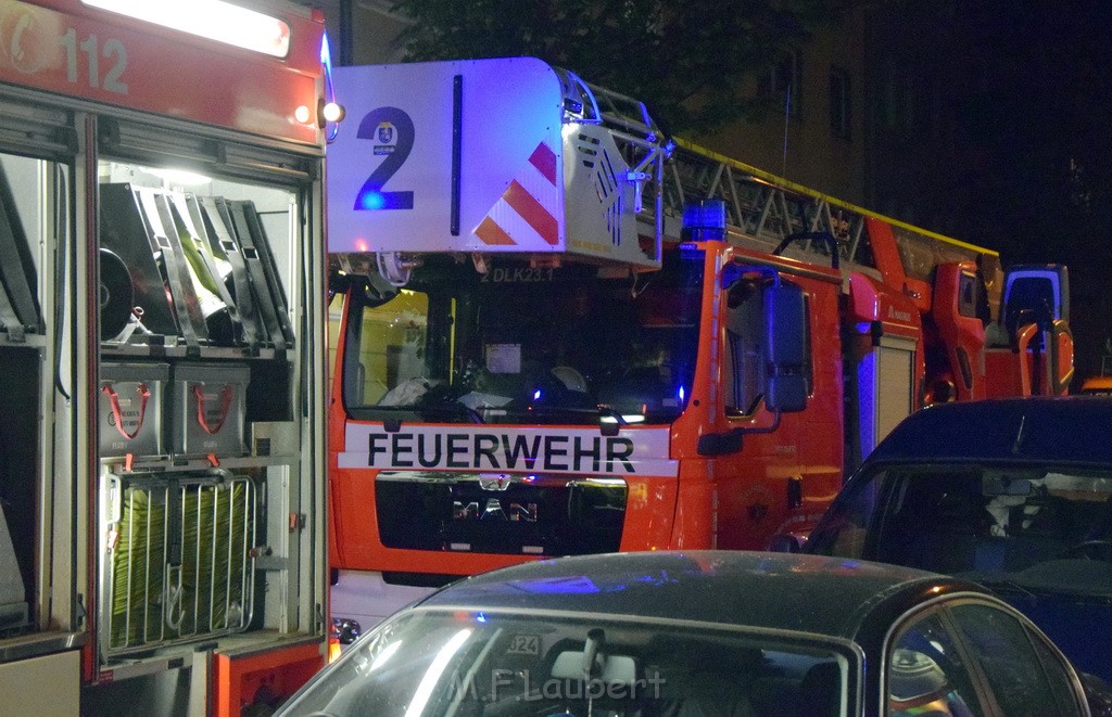 Feuer 2 Y Koeln Neustadt Sued Darmstaedterstr P281.JPG - Miklos Laubert